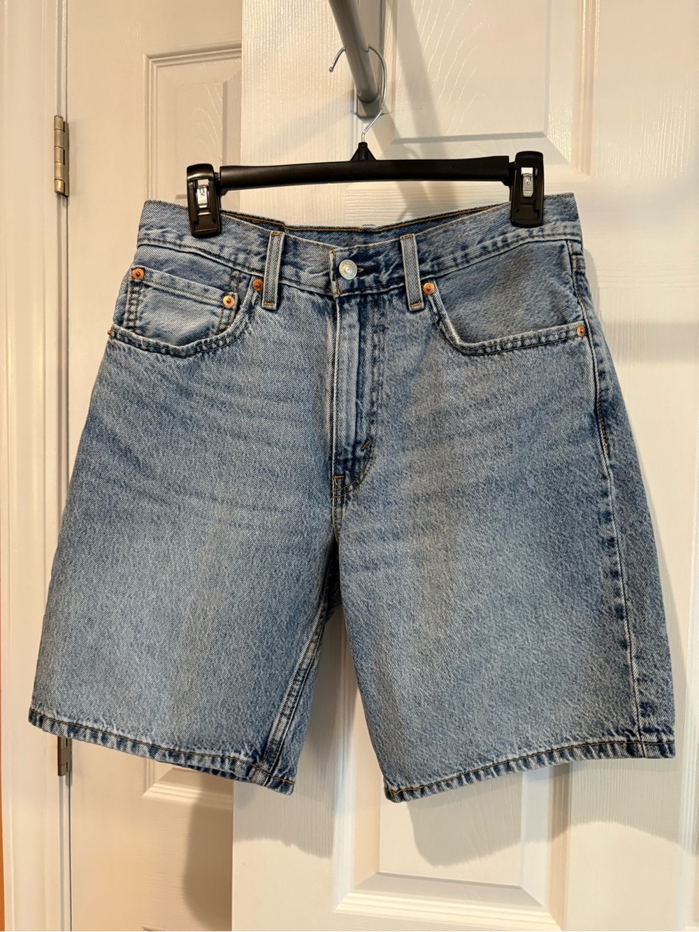 Y2K style- Levi's Light Wash Blue Denim Jean Shorts